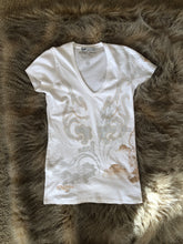 Load image into Gallery viewer, Thai Rodeo V-Neck in White