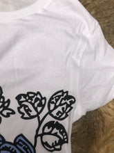 Load image into Gallery viewer, Serene Rose Tee on White
